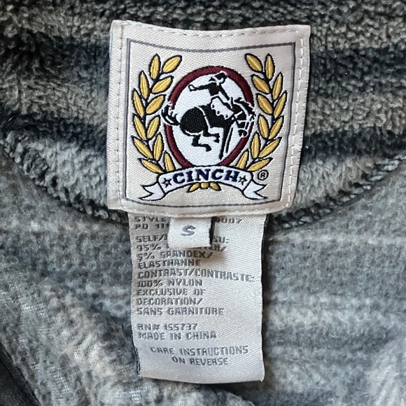 Cinch pullover - Picture 2 of 3